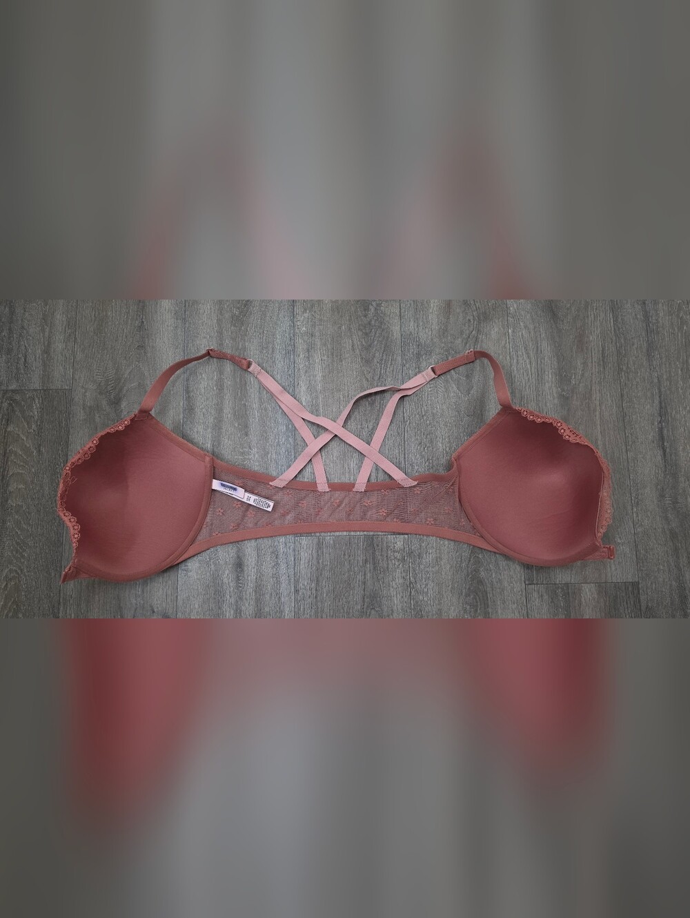Victoria's Secret Mauve Lace Push-Up Bra with Crisscross Straps-Size 36DDD - Picture 3 of 4